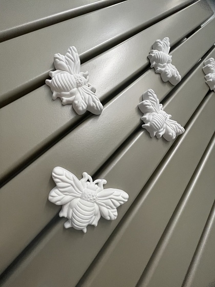 Декоративный элемент гипсовый ДЭ 074 пчела