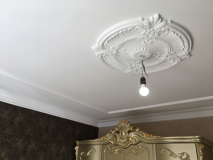 Розетка потолочная гипсовая РП 043