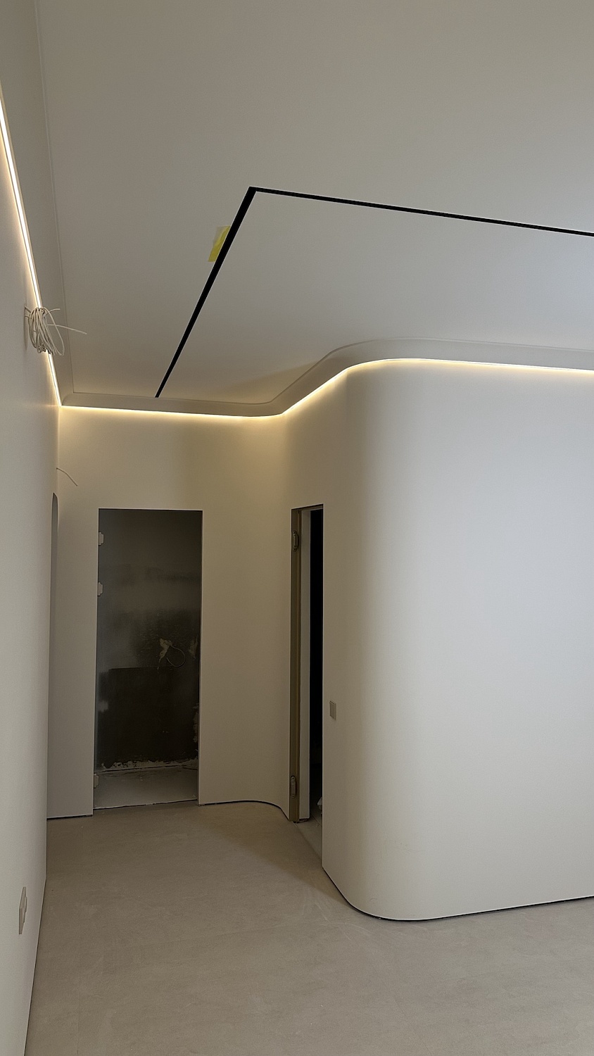 Радиусные стены в клинике косметологии IMAGO