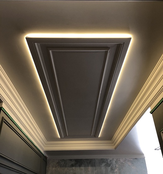 Карниз потолочный гипсовый с подсветкой КГС 055